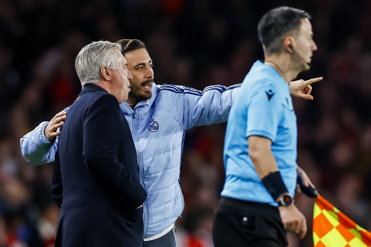 Fabregas odlazi u Leverkusen, na njegovo mjesto stiže Ancelotti mlađi? Fabregas odlazi u Leverkusen, na njegovo mjesto stiže Ancelotti mlađi?