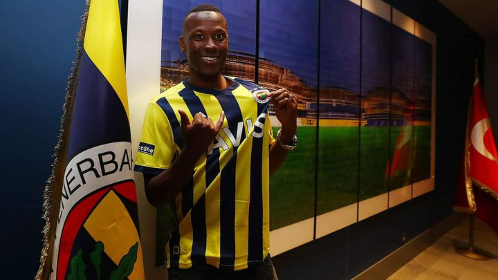 Ovo se ne viđa često: Turski klub poklonio igrače Fenerbahčeu i Galatasarayju