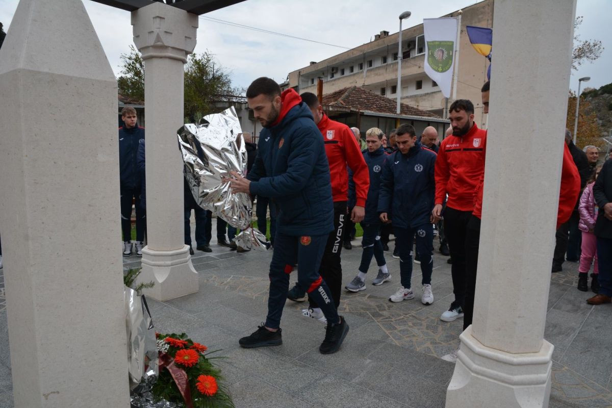 FK Velež na prigodan način obilježio Dan državnosti, čestitke i od Sarajeva, Željezničara, Čelika...