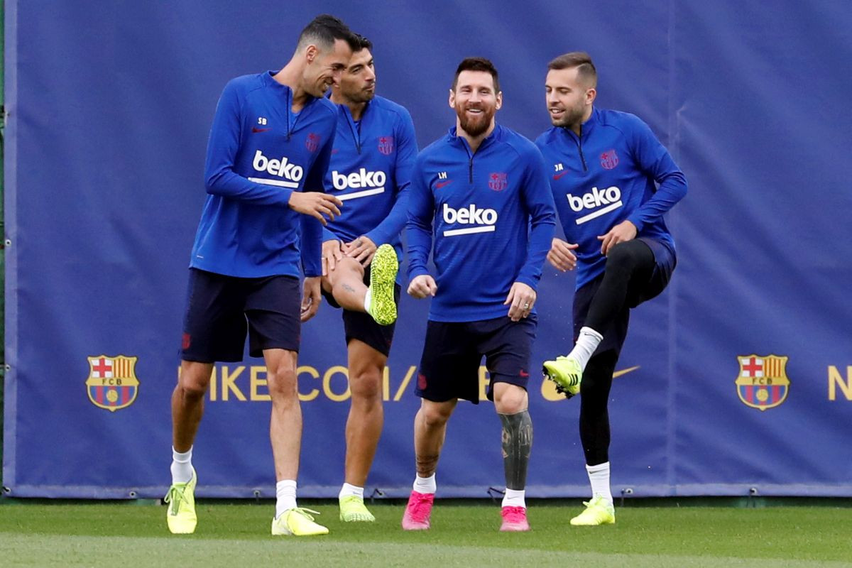 Nož u leđa kakav Barca ne pamti: Sada je svima jasno šta su oni dogovarali po restoranima Nož u leđa kakav Barca ne pamti: Sada je svima jasno šta su oni dogovarali po restoranima