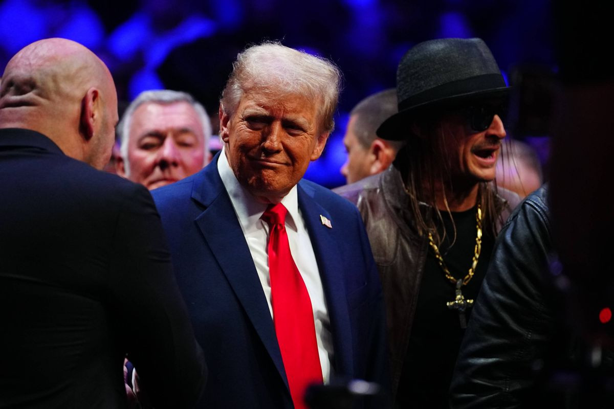 Jon Jones završio Miočića, pa otišao prema Donaldu Trumpu - Uslijedila je scena za pamćenje!