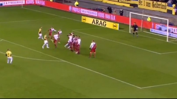 Prate li ga Kraljevi? Odegaard postigao spektakularan gol iz slobodnjaka