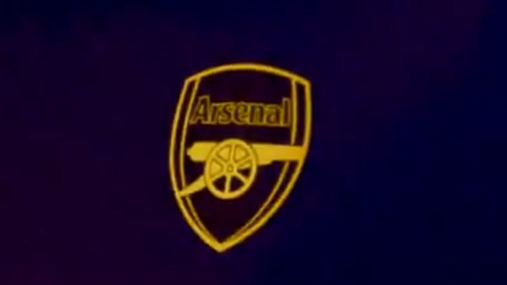 Arsenal predstavio treću garnituru dresova i oduševio navijače