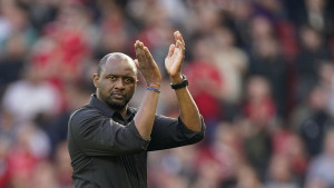 Vieira ide korak po korak: Legenda Arsenala postaje trener velikana?