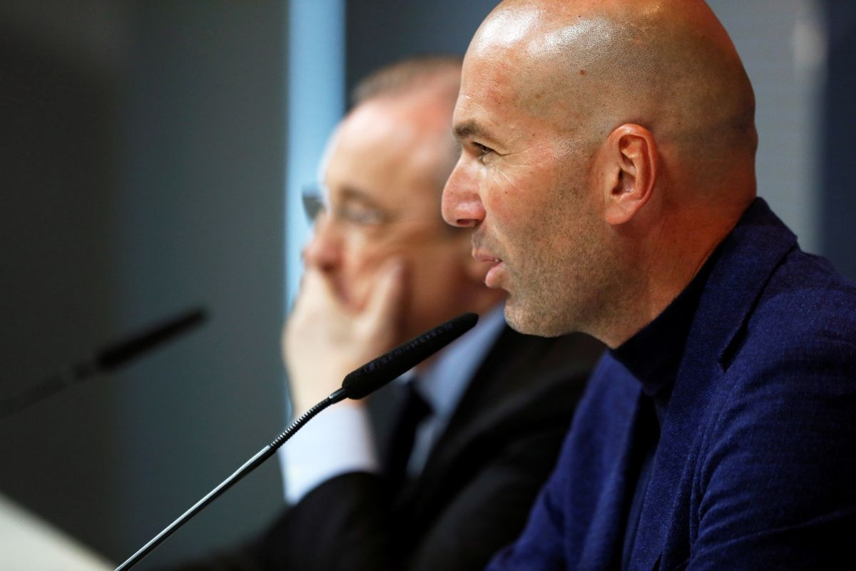 Zidane Perezu: Kada dođem, potpisujemo trojicu, četvorica odmah moraju napustiti Real! Zidane Perezu: Kada dođem, potpisujemo trojicu, četvorica odmah moraju napustiti Real!