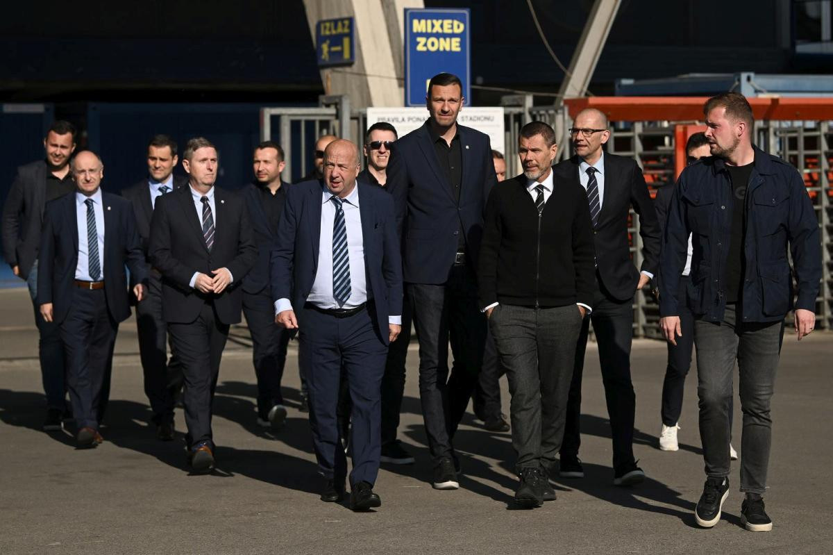 Velika podvala na Maksimiru! Modri su platili skupu cijenu: "Kažem ti da taj igrač nije za Dinamo" Velika podvala na Maksimiru! Modri su platili skupu cijenu: "Kažem ti da taj igrač nije za Dinamo"