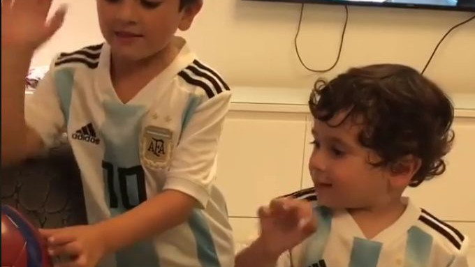 Messijevi sinovi oduševili Argentince navijačkom pjesmom