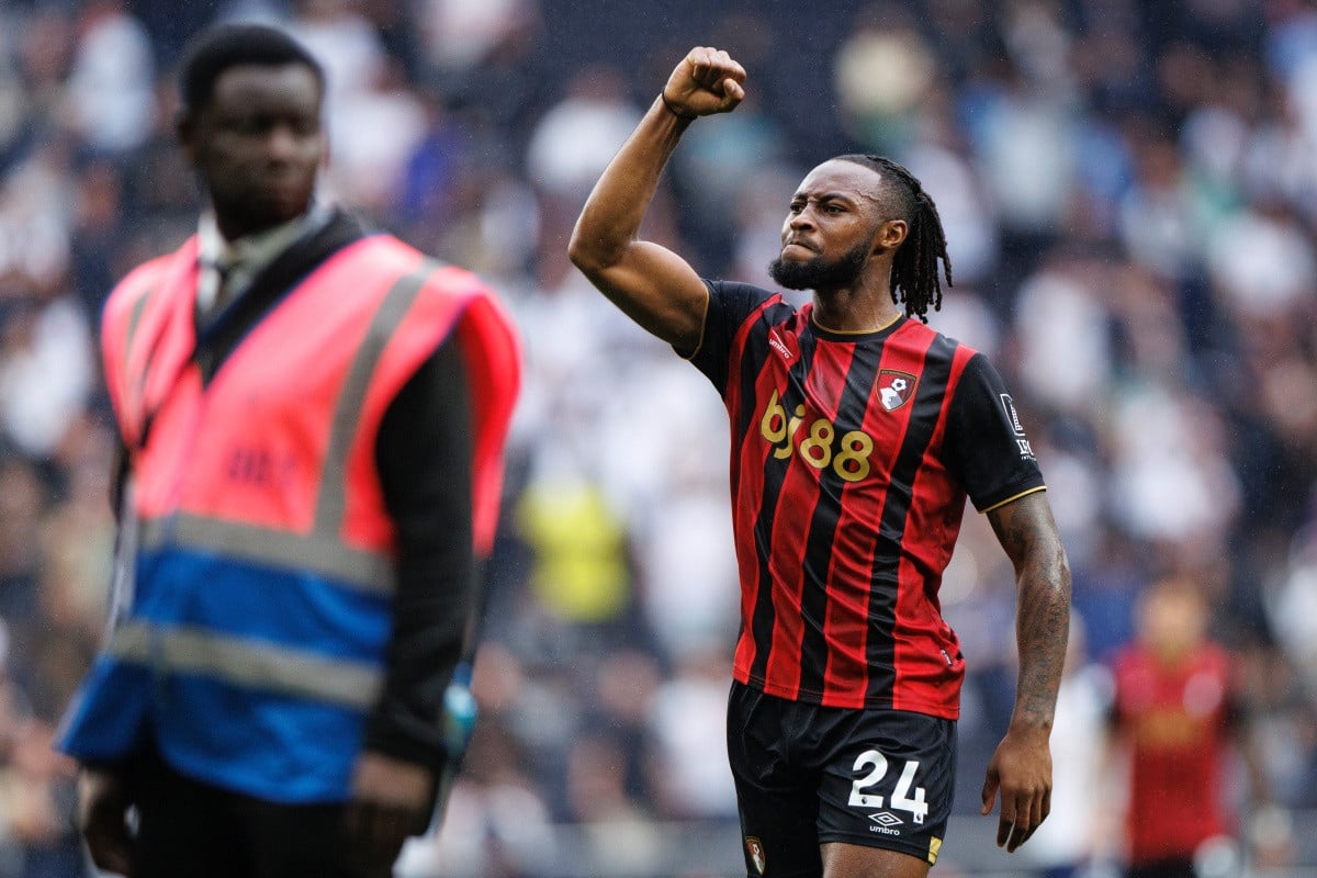 Semenya sanjaju brojni velikani, Liverpool u januaru kreće po njega, ali on sanja samo jedan klub! Semenya sanjaju brojni velikani, Liverpool u januaru kreće po njega, ali on sanja samo jedan klub!