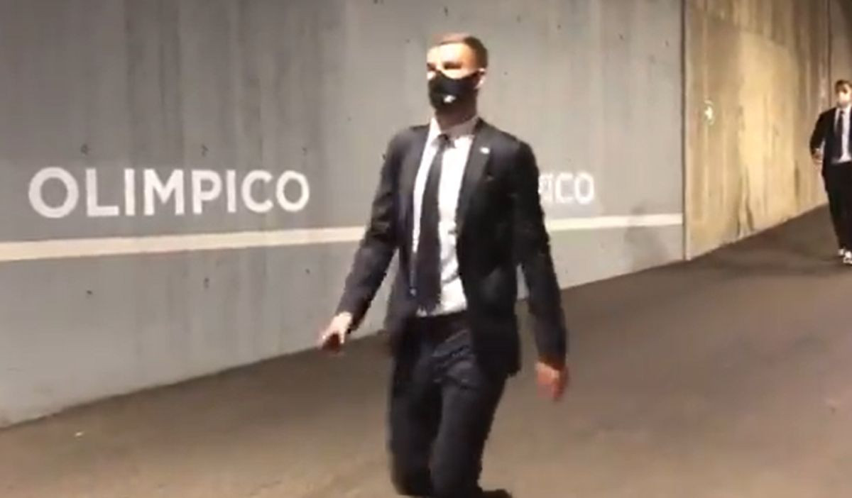 Džeko na klupi!