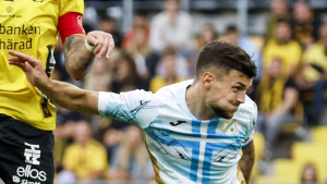 Nezadovoljni navijači Rijeke ismijavaju i slogan kluba: "Zajedno smo Dinamo!"