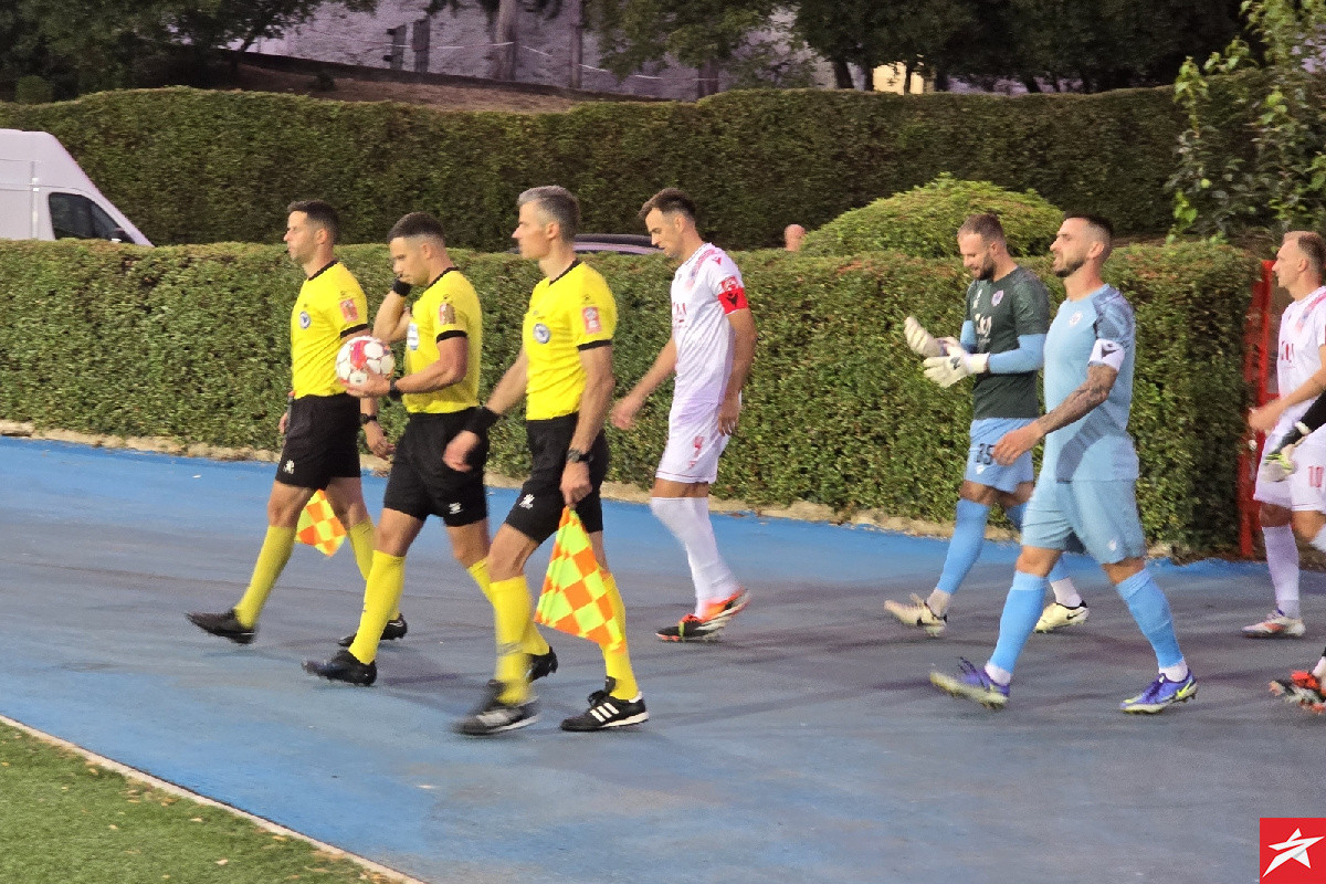Jedan gol odlučio pobjednika u duelu Zrinjskog i Željezničara Jedan gol odlučio pobjednika u duelu Zrinjskog i Željezničara