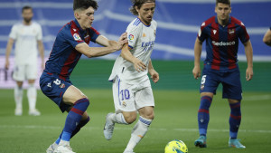 Luka Modrić uništavao igrače Levantea, izbacio ih iz lige, pa im onda pokazao da je pravi gospodin