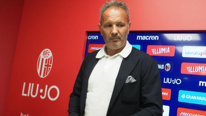 Mihajlović ispričao kako je reagovao kada je saznao za bolest: "Šta? Leukemija?"