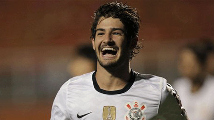 Pato 'slučajno' otkrio ime novog kluba Pato 'slučajno' otkrio ime novog kluba