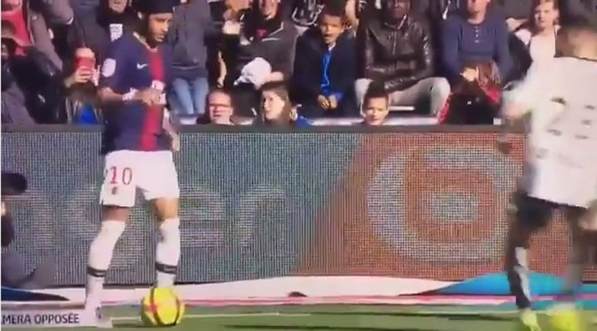 Neymar se vratio i ponovo ponižava protivničke igrače