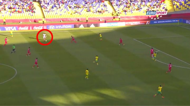 S loptom do protivničke polovine: Ni Neuer mu nije ravan!