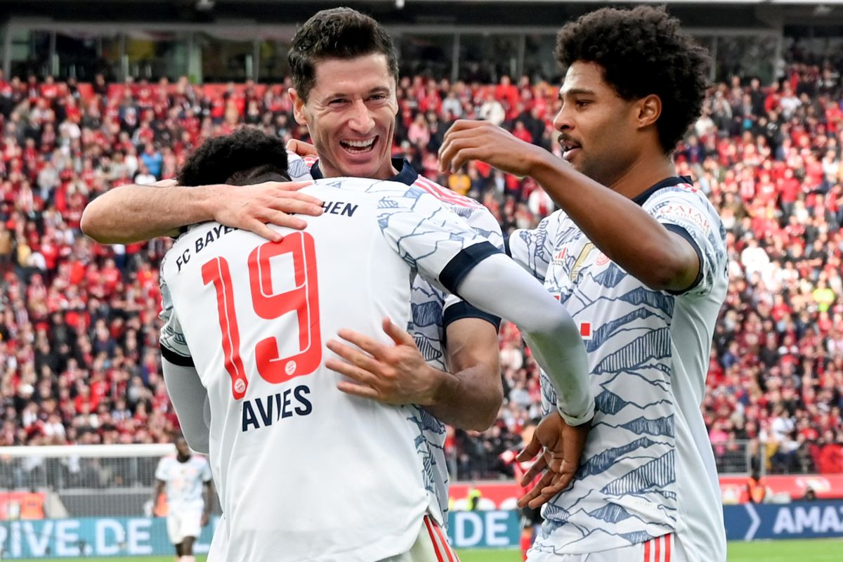 Horor Bayera protiv Bayerna u prvom poluvremenu: Ovakva dominacija je nezapamćena