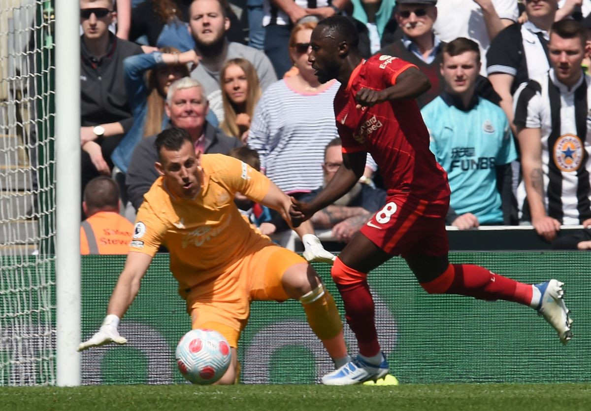 Dominantni Liverpool ispalio 23 udarca, zasjeo na vrh i sav pritisak prebacio na Guardiolin City