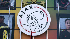 Ajax promijenio grb nakon 33 godine, navijači oduševljeni dizajnom: "Od 2025. do beskonačnosti"