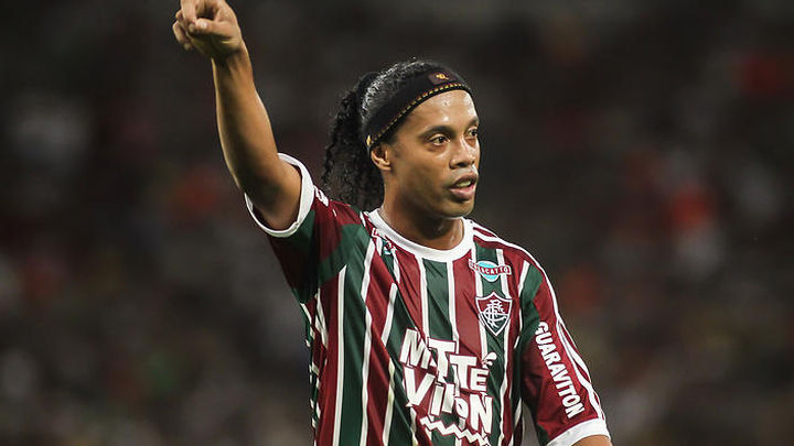 Potvrđeno: Ronaldinho će zaigrati za Barcelonu