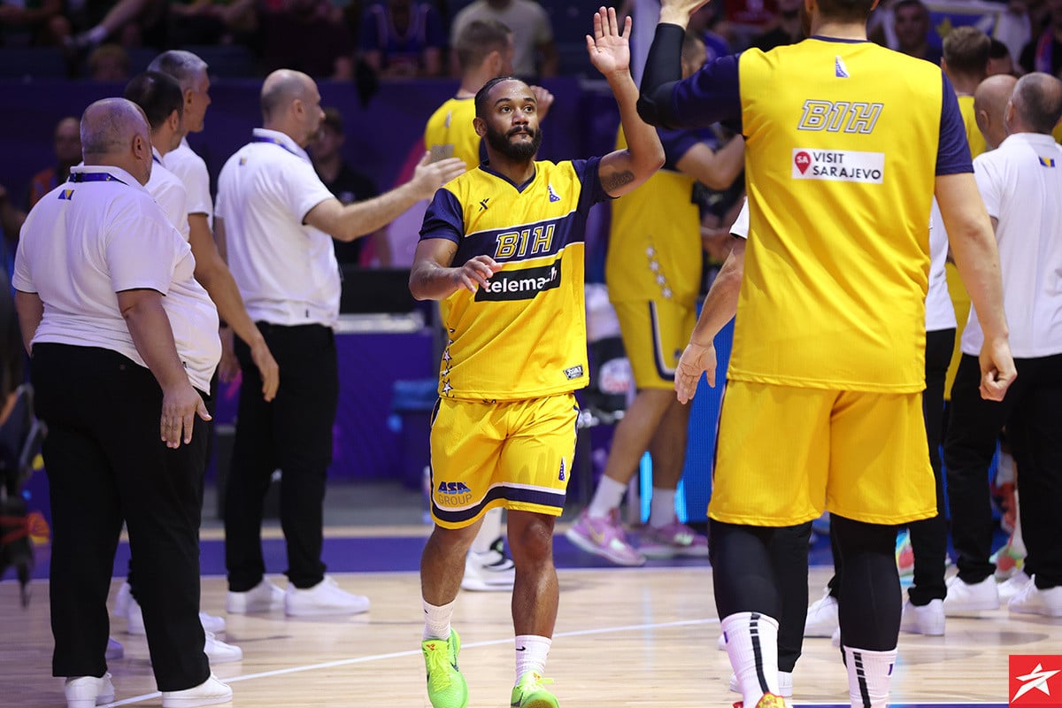 Zašto Roberson, a ne Garza? Zašto Roberson, a ne Garza?