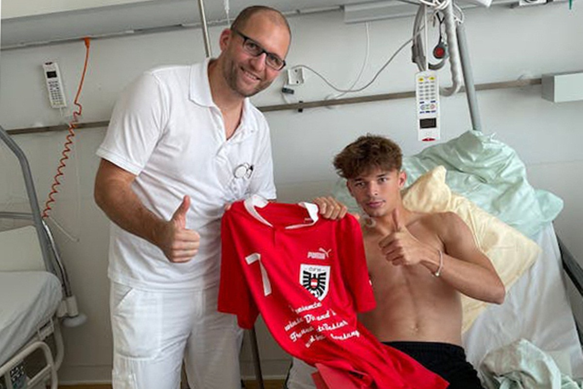 Posjeta u bolnici: Fudbalski savez Austrije iznenadio Huskovića
