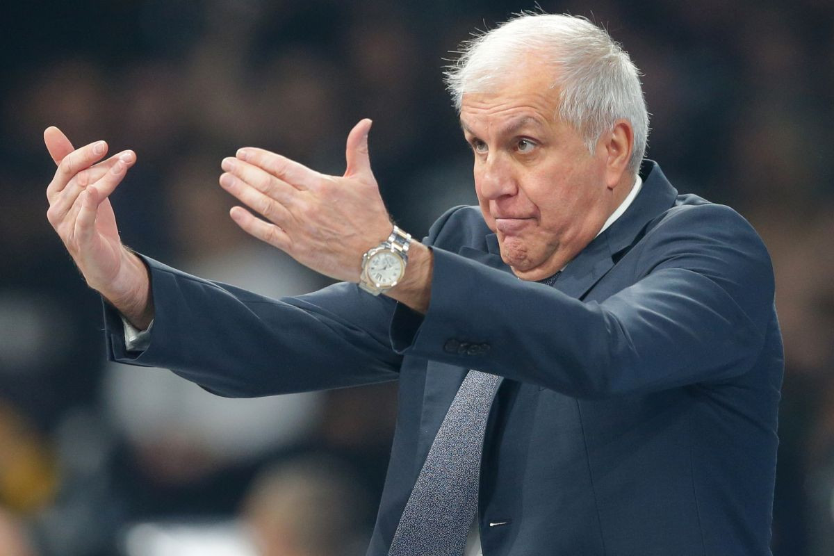 Obradović jednom izjavom je poništio sva medijska pisanja: Valjda bih ja trebao prvi da znam... Obradović jednom izjavom je poništio sva medijska pisanja: Valjda bih ja trebao prvi da znam...