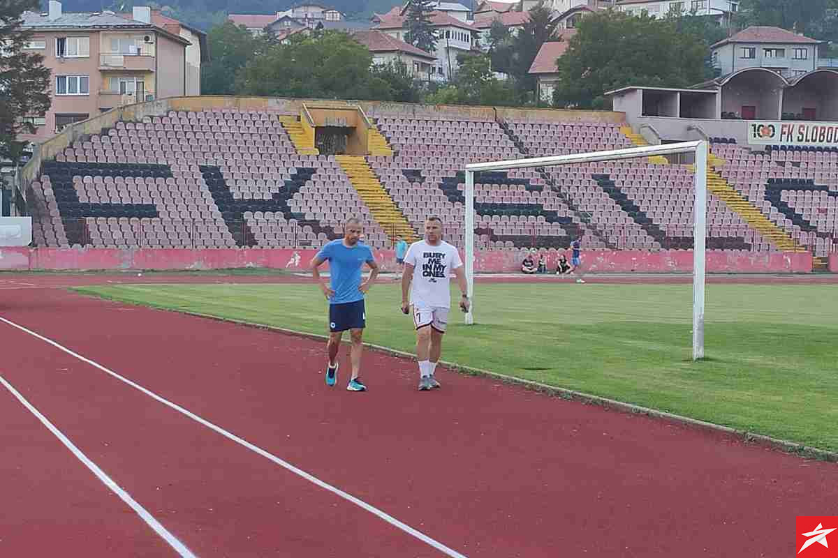 Darko Todorović se pred povratak u Austriju sprema na Tušnju Darko Todorović se pred povratak u Austriju sprema na Tušnju