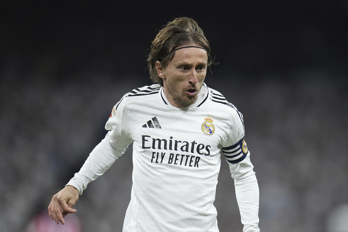 Luka Modrić je ponovo zadivio svijet, no jedan komentar se izdvaja: "Svi znaju da će..." Luka Modrić je ponovo zadivio svijet, no jedan komentar se izdvaja: "Svi znaju da će..."