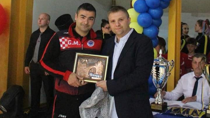 Stari Grad Staklorad darivao ljutog rivala