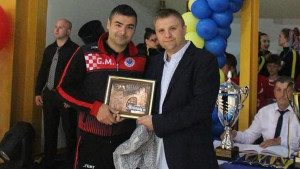 Stari Grad Staklorad darivao ljutog rivala