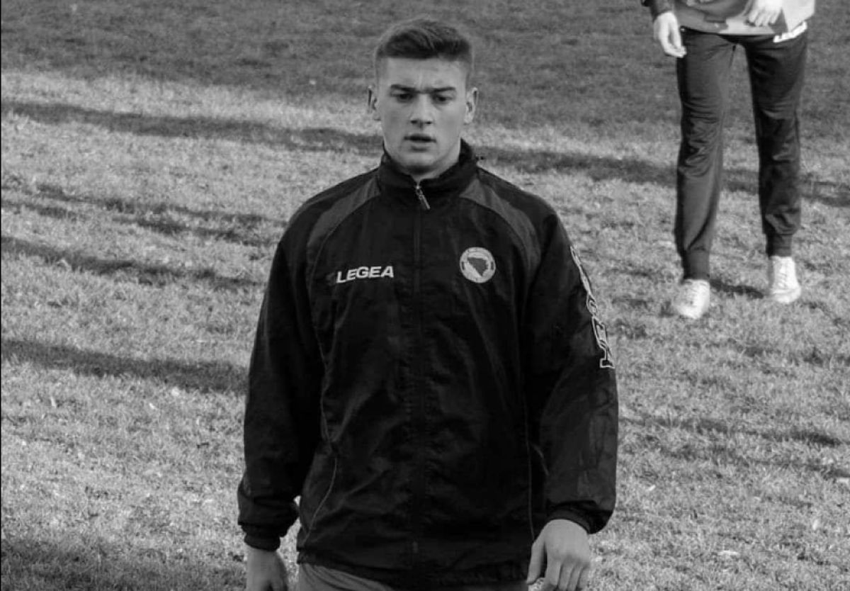 Tužne vijesti iz Kosove kod Maglaja: U saobraćajnoj nesreći stradao bivši igrač BFK Simm Bau Tužne vijesti iz Kosove kod Maglaja: U saobraćajnoj nesreći stradao bivši igrač BFK Simm Bau