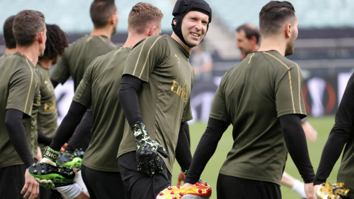 Novi klub, ali i novi sport: Petr Cech potpisao, debituje već u nedjelju!