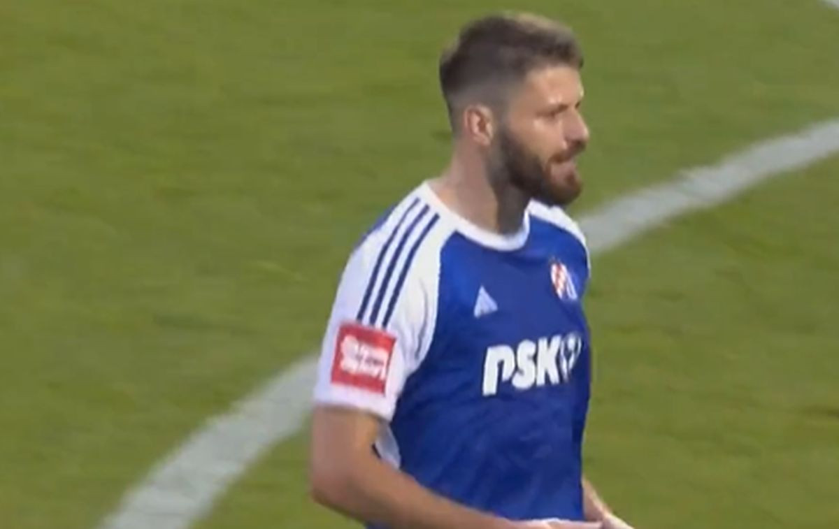 Petković kaznio katastrofalnu grešku odbrane Hajduka Petković kaznio katastrofalnu grešku odbrane Hajduka