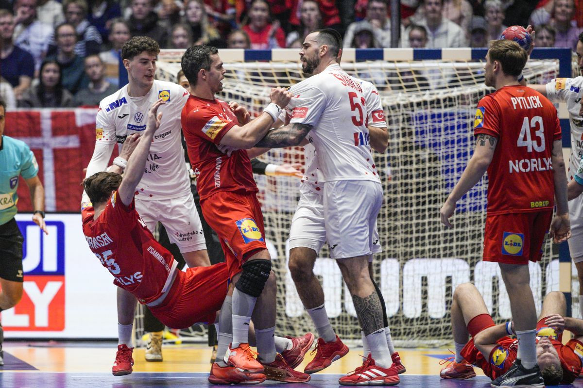 Zbogom i reprezentaciji! Svjetska zvijezda se s 23 godine odlučila za tuđinu: "Ne može više" Zbogom i reprezentaciji! Svjetska zvijezda se s 23 godine odlučila za tuđinu: "Ne može više"