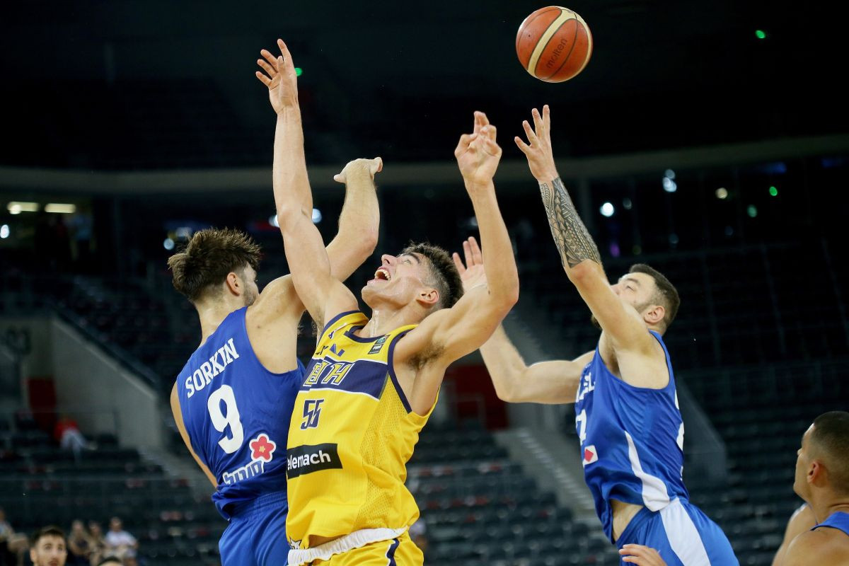 Luka Garza u novoj ulozi: Njegov glas se čuo u dvorani, a onda je nastala erupcija oduševljenja Luka Garza u novoj ulozi: Njegov glas se čuo u dvorani, a onda je nastala erupcija oduševljenja