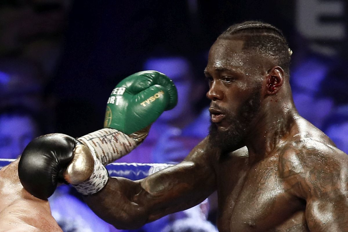 Deontay Wilder povrijeđen, a to otvara put ka borbi svih borbi