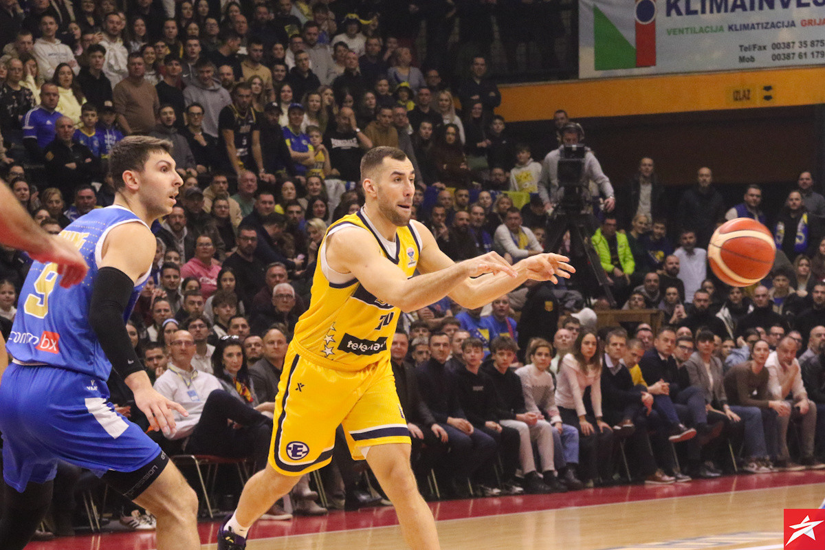 Javio nam se Kamenjaš: Bila je teža grupa na prošlom Eurobasketu, nadam se historijskom rezultatu Javio nam se Kamenjaš: Bila je teža grupa na prošlom Eurobasketu, nadam se historijskom rezultatu
