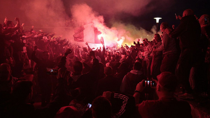 Navijači Dynama grafitom čestitali titulu FK Sarajevo