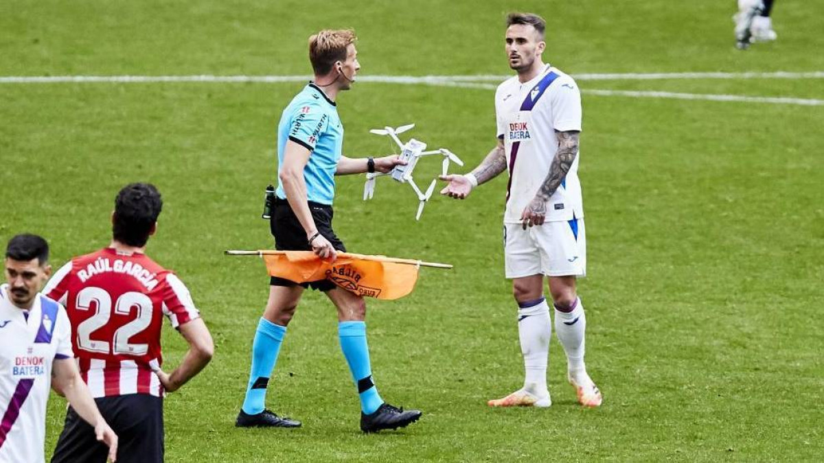 Utakmicu španske La Lige prekinuo dron, nosio je vrlo snažnu poruku