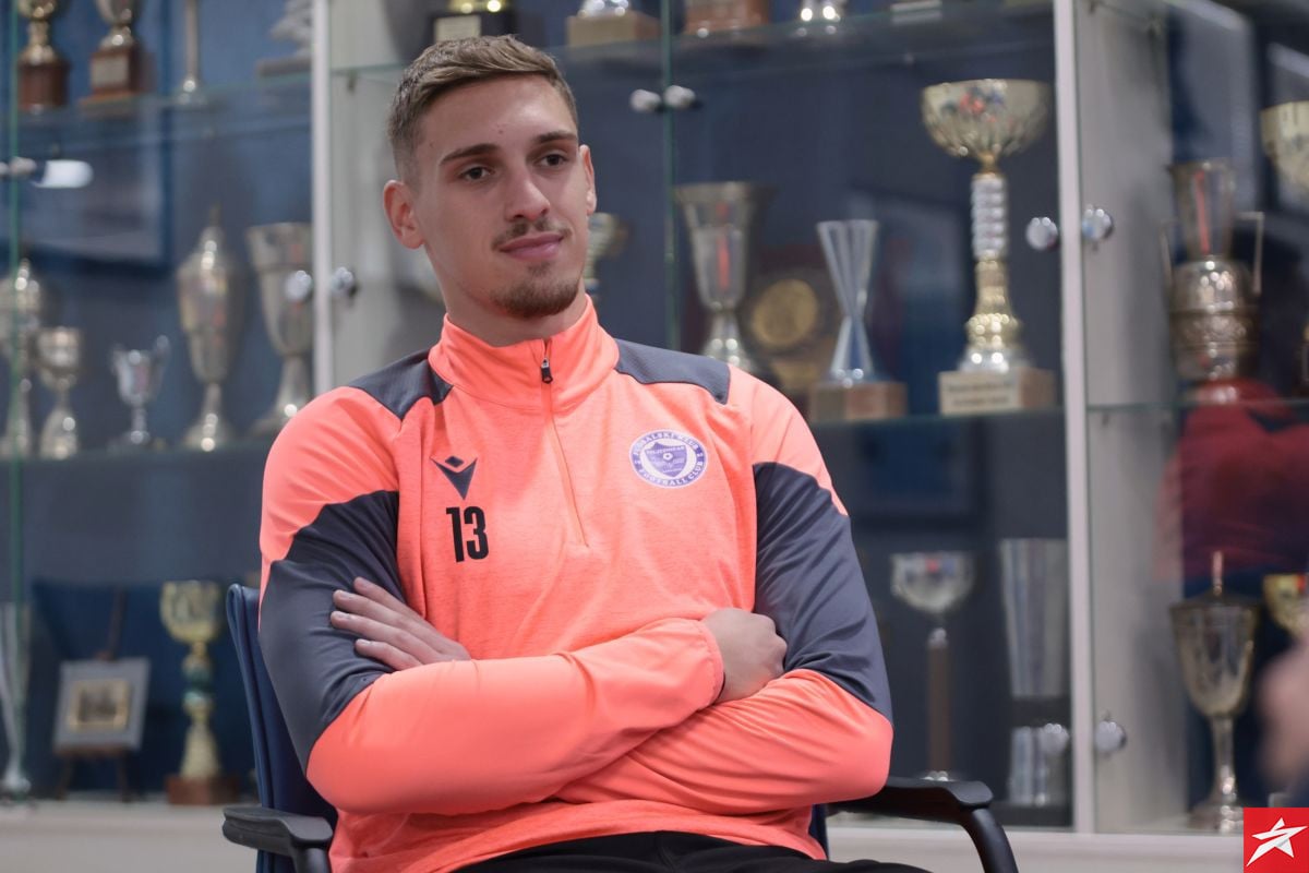 "Ne postoje riječi kojima ja mogu dočarati šta meni zapravo znači Željezničar" "Ne postoje riječi kojima ja mogu dočarati šta meni zapravo znači Željezničar"