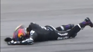 Težak pad Martina u Sepangu, kaciga spasila život svjetskog prvaka MotoGP-a