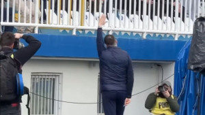 Srbija bruji o sceni iz Pazara, navijači skandirali Lalatoviću, on krenuo da se prekrsti, a onda...