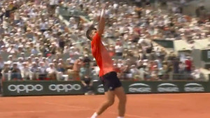 Tenisko savršenstvo Novaka Đokovića i pariška publika je ustala na noge
