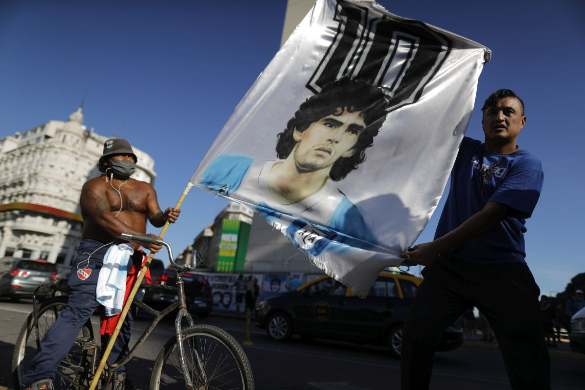 Haos na ulicama Buenos Airesa: Maradona je ubijen! Haos na ulicama Buenos Airesa: Maradona je ubijen!