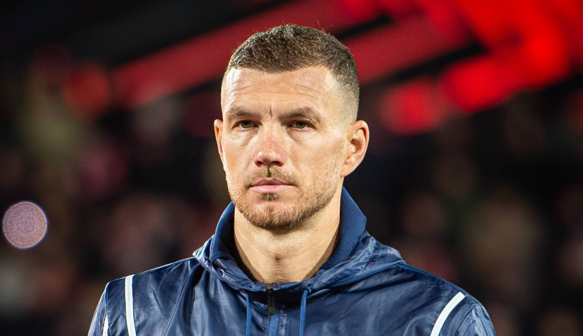 Edin Džeko poremetio plan Fenera, dolazi do preokreta: "Na ovaj ili onaj način to moraju uraditi" Edin Džeko poremetio plan Fenera, dolazi do preokreta: "Na ovaj ili onaj način to moraju uraditi"