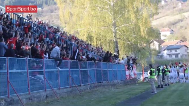 Pogledajte slavlje igrača i navijača Veleža poslije velike pobjede na Mračaju
