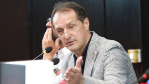 Selektor Islanda iznenadio Hadžibegića