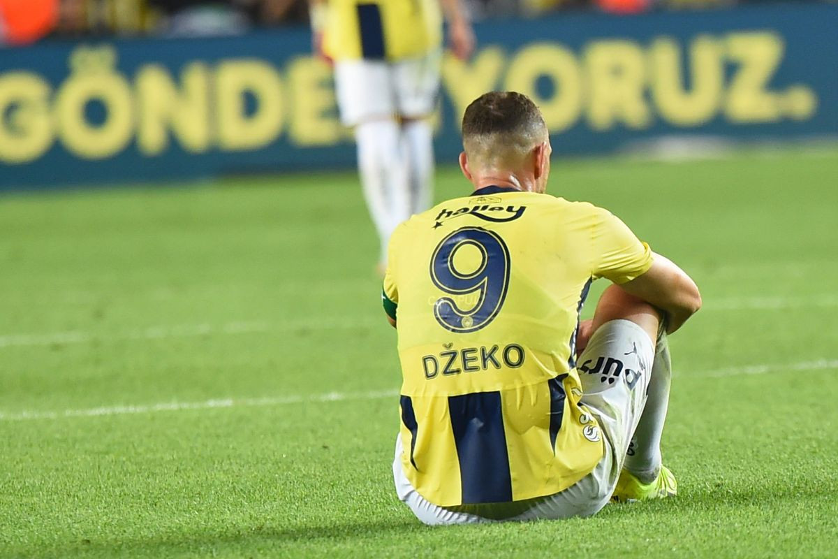 Džekina 'devetka' ide u ruke srpskoj zvijezdi - Fenerbahče sprema nezapamćen potpis!