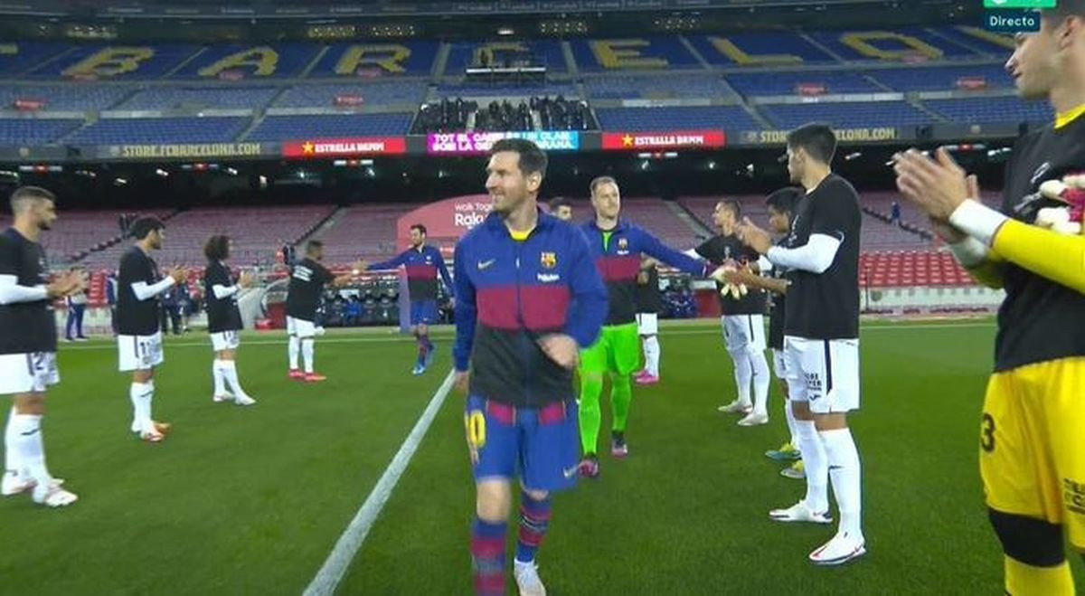 Igrači Getafea su Barceloni pripremili špalir, ali iza svega se krije provokacija Igrači Getafea su Barceloni pripremili špalir, ali iza svega se krije provokacija